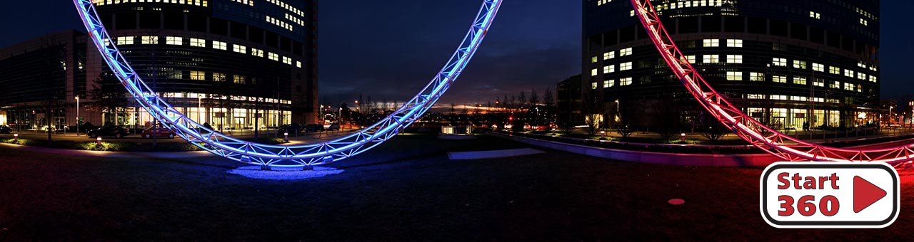 Platz der Einheit bei Nacht